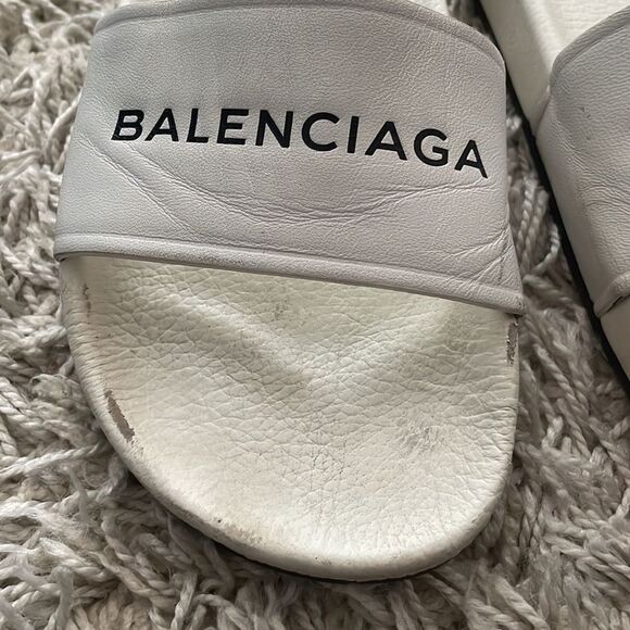 BALENCIAGA | White Leather Logo Slides - Picture 4 of 14
